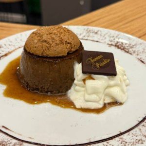 Bounet all'Amaretto e cioccolato fatto in casa